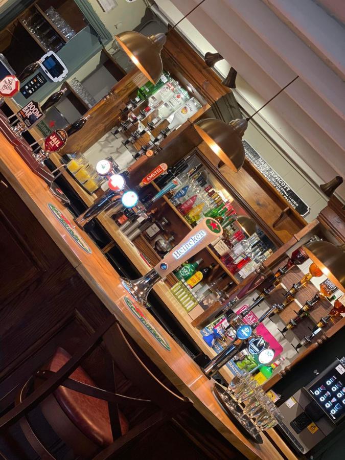 The Fountain Inn & Riverside Restaurant Okehampton Kültér fotó